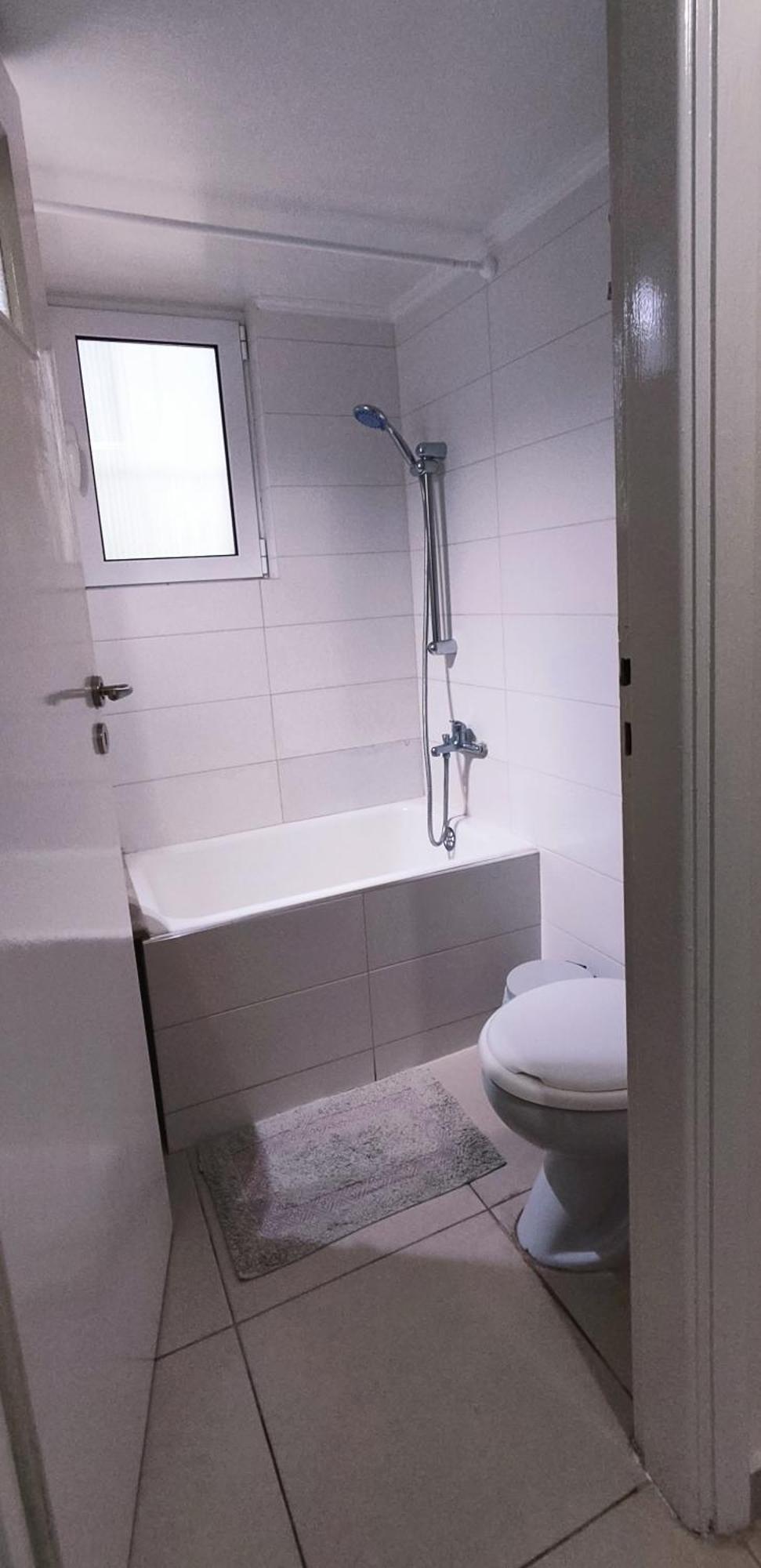 Next To Metro! Bright Apartment With Fully Equipped Kitchen Афіни Екстер'єр фото